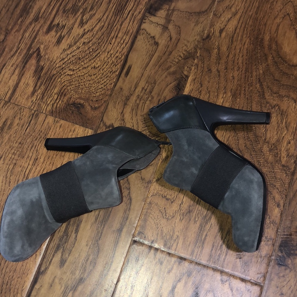 Gianni Bini suede heels - Picture 5 of 7